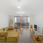 Apartment Near Wembley With Beautiful Views